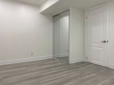 For Lease - 58 Briarfield Avenue, East Gwillimbury, Ontario - Photo 4