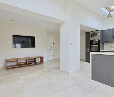 3 bedroom Detached house to rent in Woodlands Grange, Forest Hall, ... - Photo 5