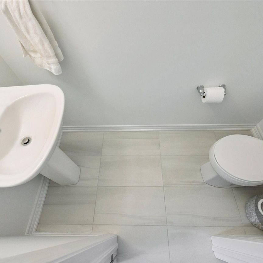 For Lease - 13 EDMINSTON Drive, Centre Wellington, Ontario - Photo 1