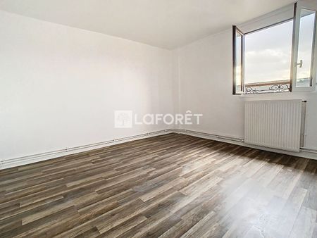 Apartment - Photo 2