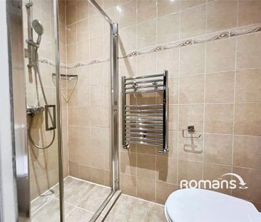 House share to rent - Photo 4