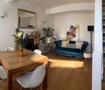 2 bedroom terraced house to rent - Photo 5