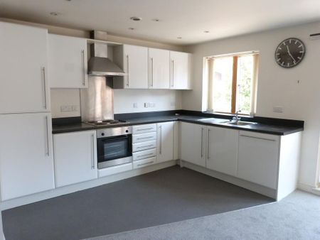 2 bedroom flat to rent - Photo 4