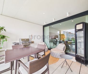 Modernes und sonniges Wohnungserlebnis in Zürich komplett möbliert - Photo 3