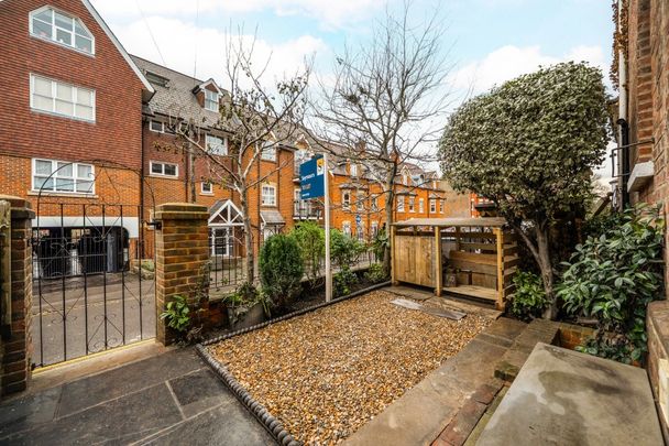 Sydenham Road, Guildford, Surrey, GU1 - Photo 1