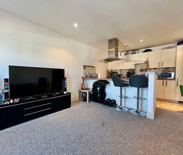 Viewpoint Court, Elm Park Road, Pinner, HA5 - Photo 2