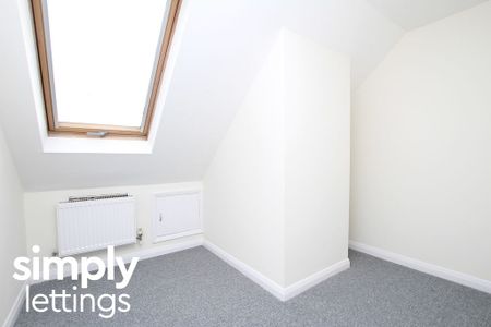 2 Bed property for rent - Photo 4
