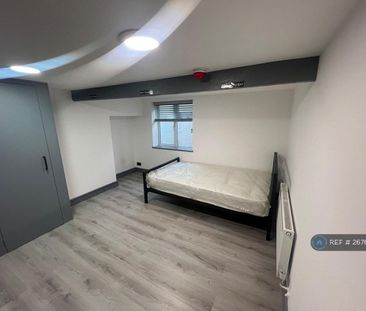 1 bedroom in a house share to rent - Photo 5