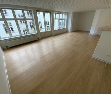 Jernbanegade 19C, 1. 6000 Kolding – lejlighed i Kolding City - Photo 1