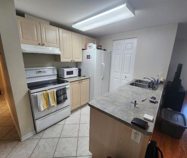 310 Central Park Drive - 2L - Photo 4