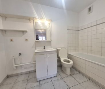 Location Appartement 1 pièce 37m² ST ANDRE LEZ LILLE 59350 - Photo 5
