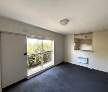 6 / 24 Melbourne St, Murrumbeena - Photo 3