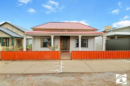 274 Patton Street, 2880, Broken Hill Nsw - Photo 3