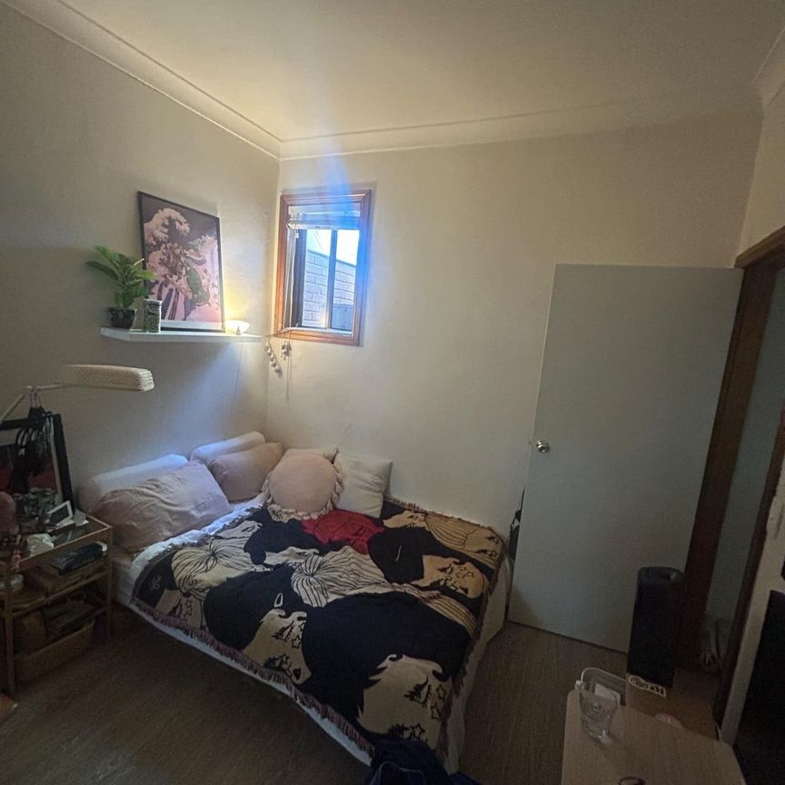 Erskineville - Photo 1