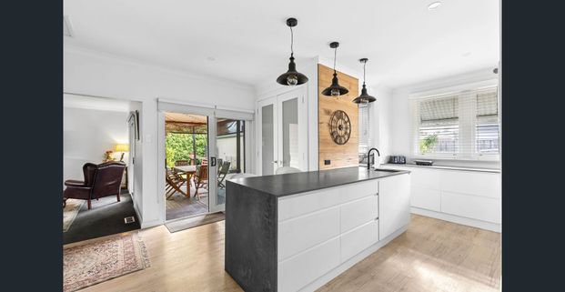 Timeless Character meets Contemporary Sophistication - Photo 1