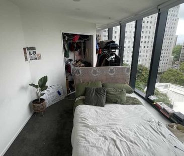 2 bedroom in St Martins Lane/Auckland Grammar Zone - Photo 3