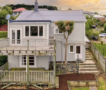 3 bedroom house plus 1 bed studio with bathroom - Photo 2