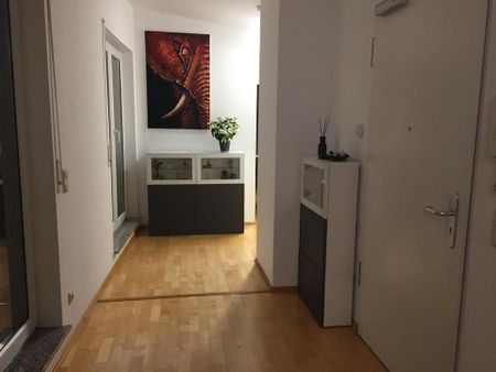 3 Zimmer Penthouse Wohnung mit 22qm Terrasse Skyline Blick Garage - Photo 4