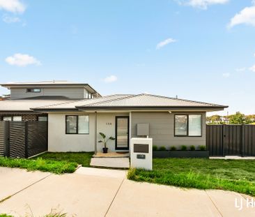 138 Lionel Rose Street, Strathnairn ACT, Belconnen - Photo 6