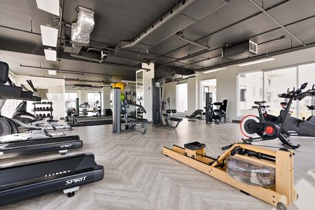 3980 Boulevard Saint-Elzéar O, Laval, QC - Photo 4