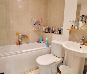 2 bedroom semi-detached house to rent - Photo 1