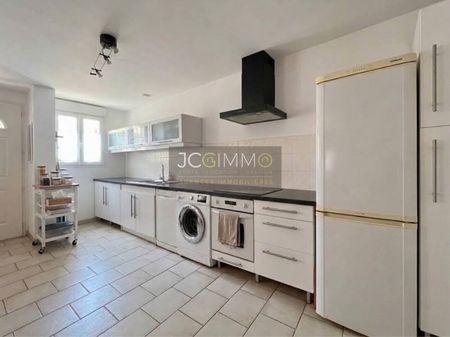 Location Appartement 3 pièces 60m² PUGET VILLE 83390 - Photo 4