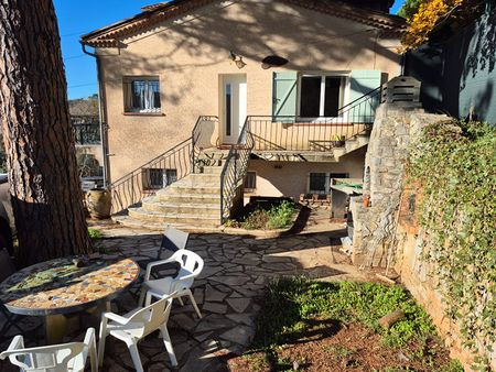 Location Appartement 3 pièces 96m² - Photo 3