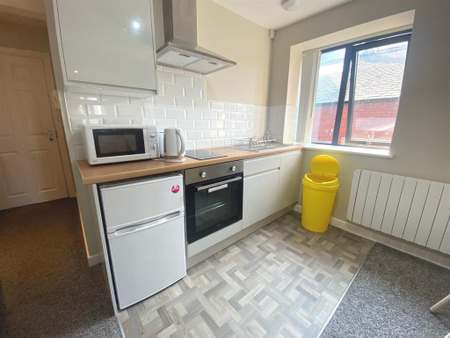 1 bedroom private hall to rent - Photo 5