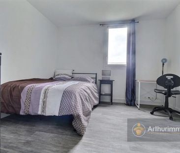 Location Appartement 4 pièces 75 m2 à Créteil - Photo 2