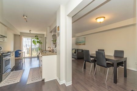 For Lease - 103 Osnabrook Private, Barrhaven, Ontario - Photo 4