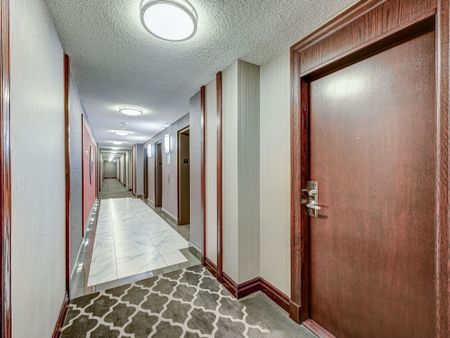 For Lease - 335 Rathburn Road Unit# 701, Mississauga, Ontario - Photo 3