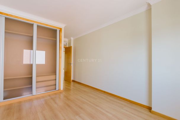 Apartamento T3 com BOX - Photo 1