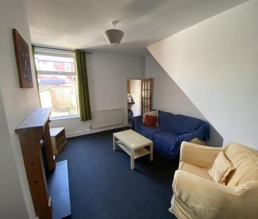 2 bedroom house to rent - Photo 1