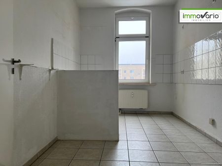 Mitten in der City! 2-Raum-Wohnung in bester Innenstadtlage mit Balkon, Tageslichtbad und Wanne. - Foto 4