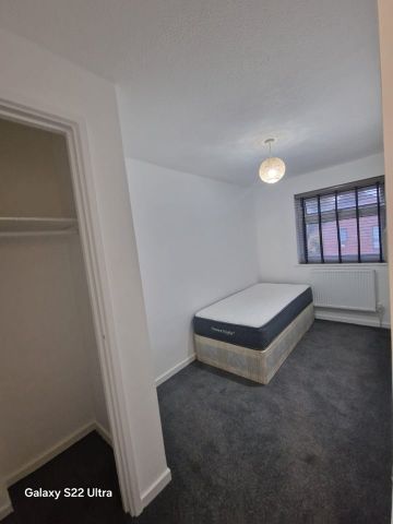 4 Bed Detached House, Harold Road, SE19 - Photo 5