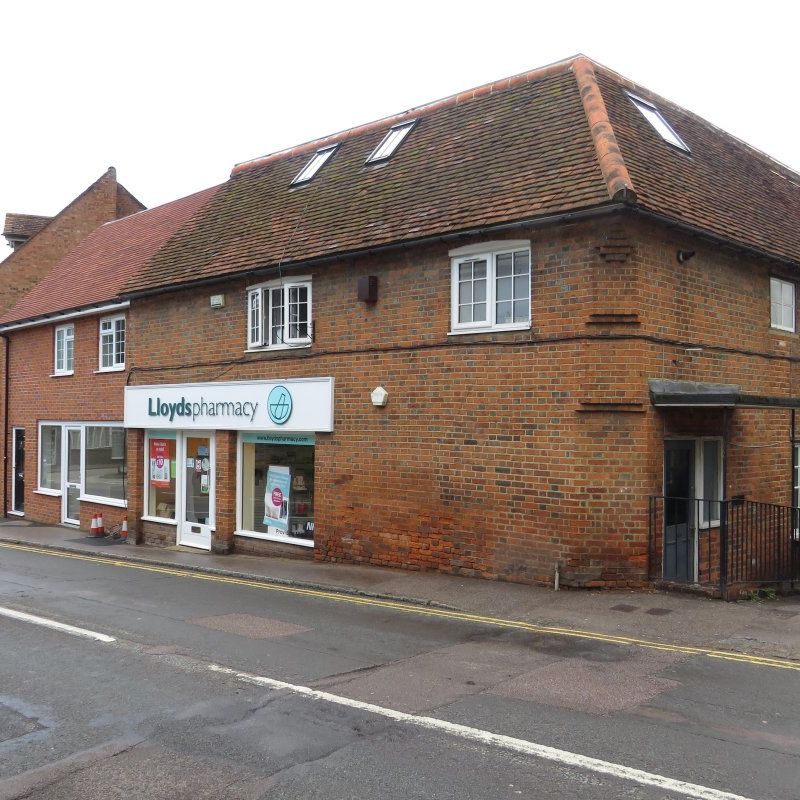 High Street - Photo 1