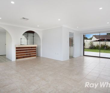 ONE WEEKS FREE RENT IF LEASED PRIOR TO XMAS BREAK!!! - Photo 2