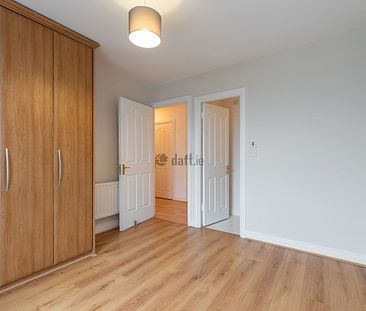 Apartment to rent in Contae Bhaile Átha Cliath, An tSeanchúirt - Photo 2