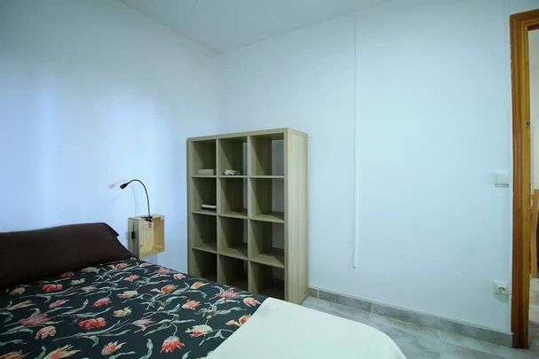 Calle de las Islas Hébridas, Madrid, Community of Madrid 28035 - Foto 1