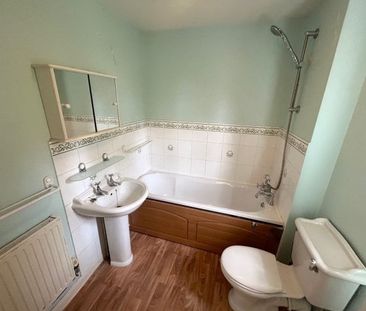 Alstonefield, MK4 - Photo 5