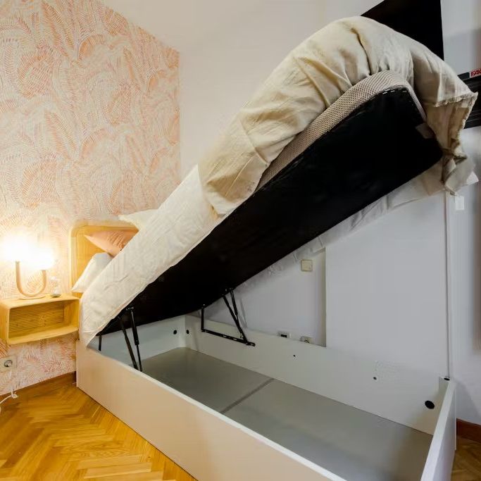 Calle del Corazón de María, Madrid, Community of Madrid 28002 - Foto 1