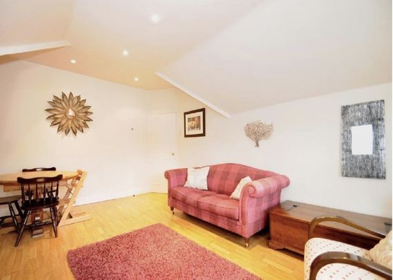 2 Bed Flat, Muswell Avenue, N10 - Photo 1