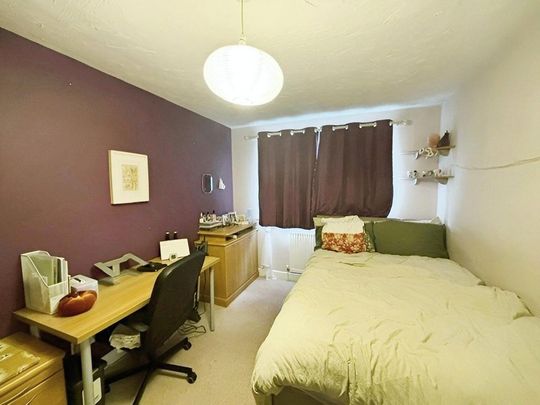 4 bedroom terraced house to rent - Photo 1