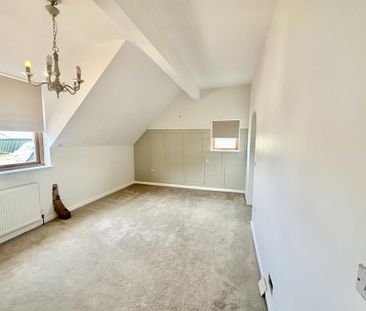 Available 3 Bed Not Specified - Photo 5