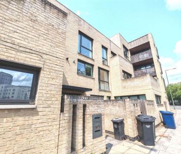 3 bedroom maisonette to rent - Photo 4