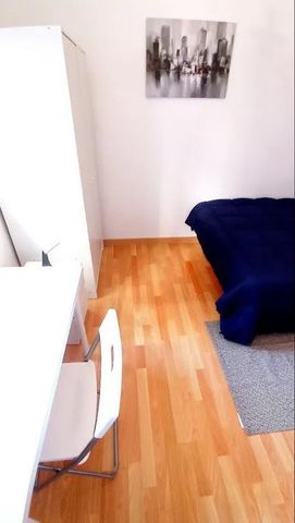 Rambla de Badal, Barcelona, Catalonia 08028 - Photo 3