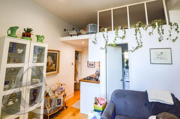 Sutherland Avenue, London, W9 2QS - Photo 1