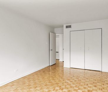 1100 ave Dr. Penfield, Montréal, QC - Photo 1