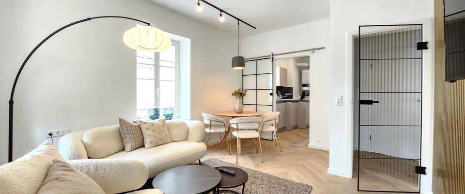 Exklusive 2-Zimmer Wohnung vollständig möbliert monatlich anmietbar - Foto 1