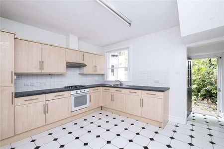 College Approach, Greenwich, SE10 - Photo 4